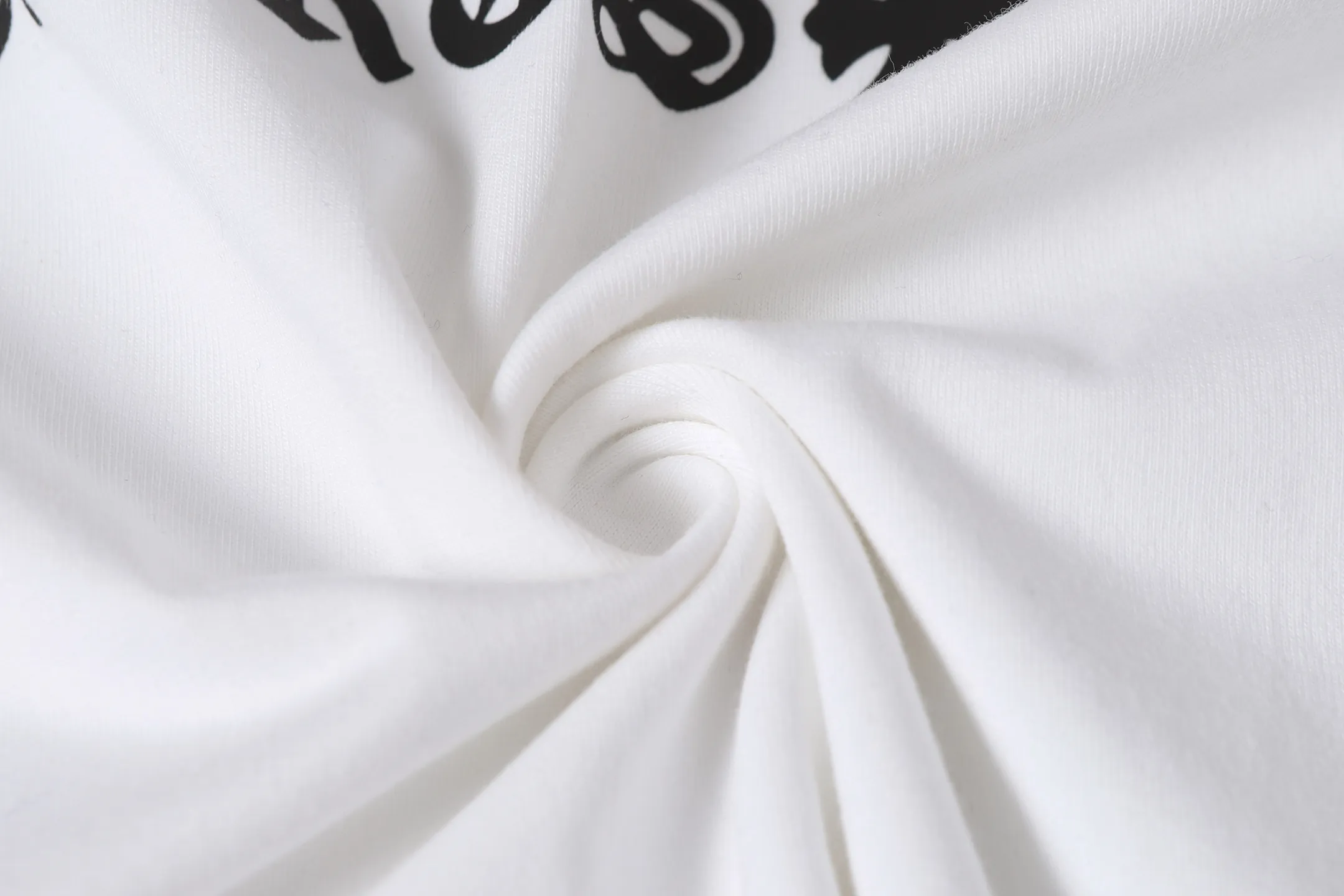 P150 -Chrome Hearts/Chrome Hearts cross letter printed short-sleeved T-shirt -High weight, high density and high quality. The wool is soft, delicate and skin-friendly. It feels soft and silky. It has excellent warmth and skin-friendly properties.